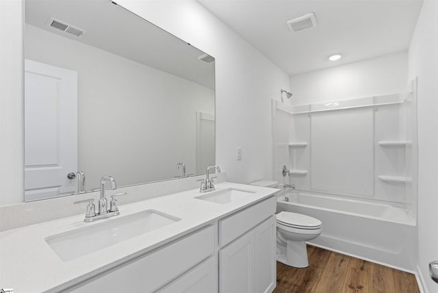 303 Meadow Gate Court, Fountain Inn, SC 29644