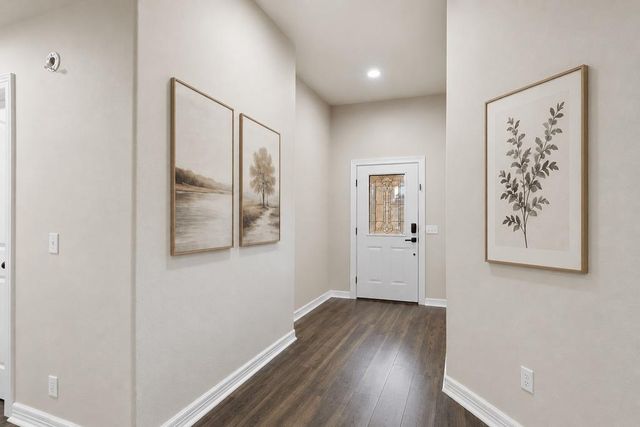 714 Newport DR, Spicewood, TX 78669