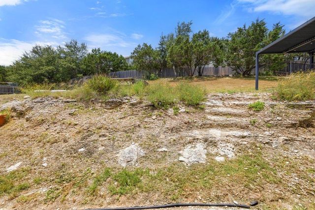714 Newport DR, Spicewood, TX 78669