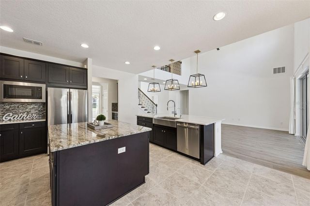 2398 ELLAVILLE LANE, Oviedo, FL 32765