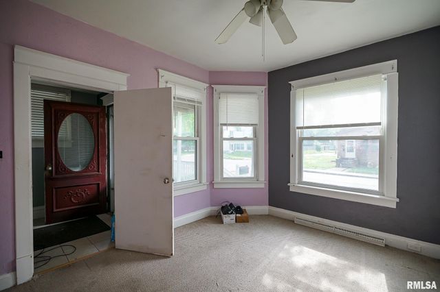 616 SUMMER Street, Pekin, IL 61554