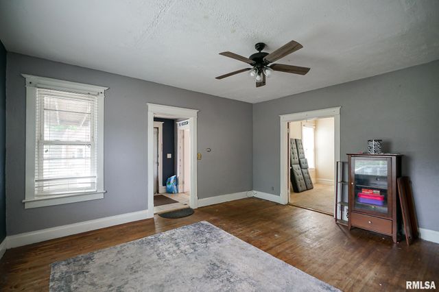 616 SUMMER Street, Pekin, IL 61554