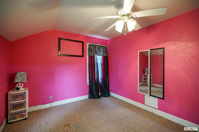 616 SUMMER Street, Pekin, IL 61554