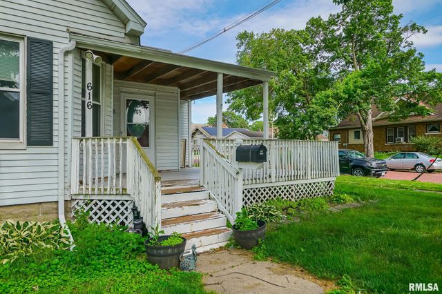 616 SUMMER Street, Pekin, IL 61554