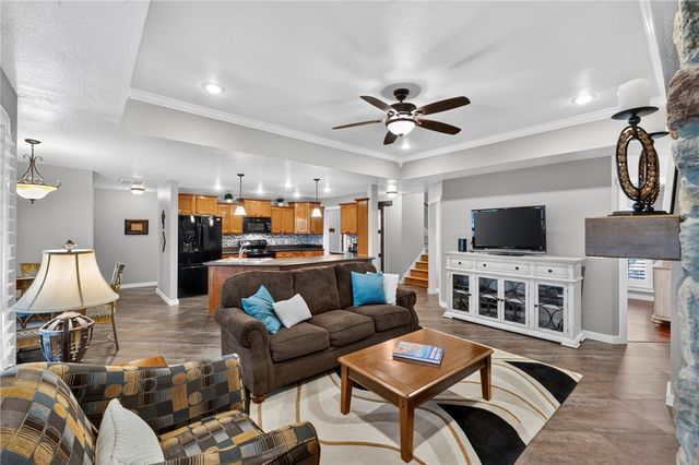 15211 Haynes Road, Rogers, AR 72756