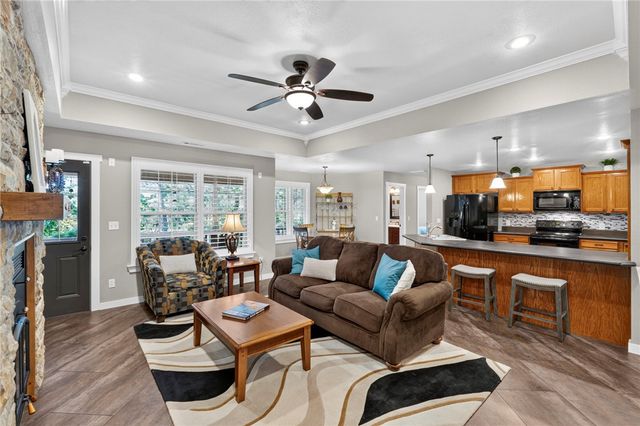 15211 Haynes Road, Rogers, AR 72756
