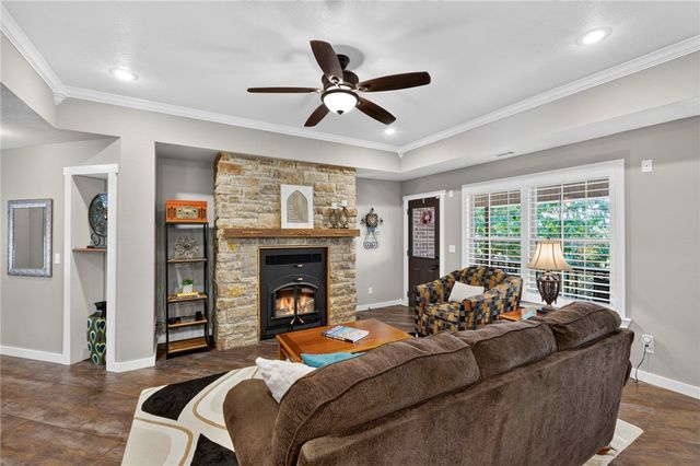 15211 Haynes Road, Rogers, AR 72756