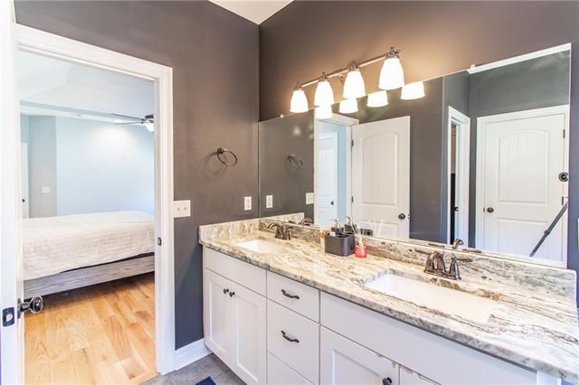 17795 Stoney Creek Lane, Warsaw, MO 65355