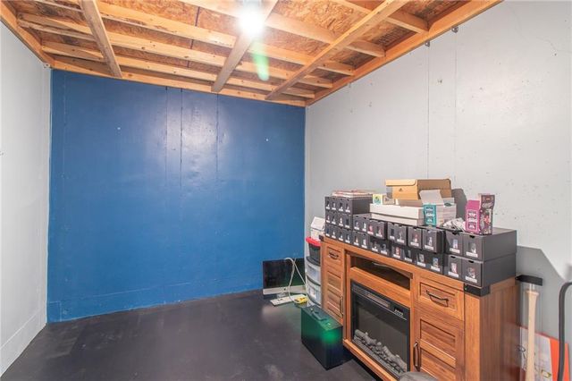 17795 Stoney Creek Lane, Warsaw, MO 65355