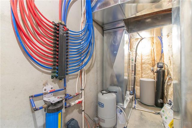 17795 Stoney Creek Lane, Warsaw, MO 65355