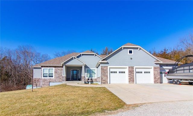 17795 Stoney Creek Lane, Warsaw, MO 65355