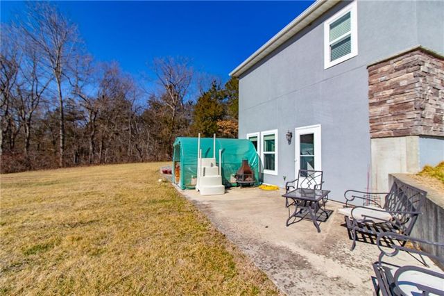 17795 Stoney Creek Lane, Warsaw, MO 65355