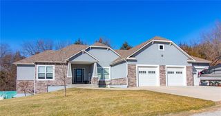 17795 Stoney Creek Lane, Warsaw, MO 65355