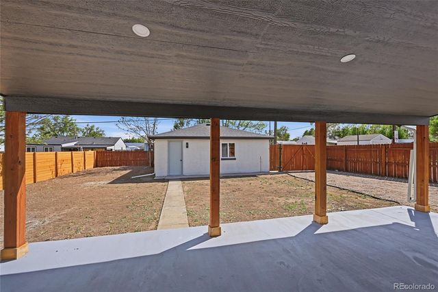 1550 W 52nd Avenue, Denver, CO 80221