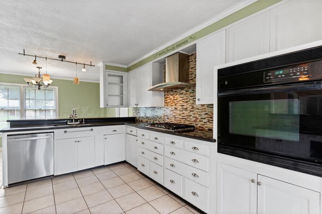 1311 Lamar Drive, La Marque, TX 77568