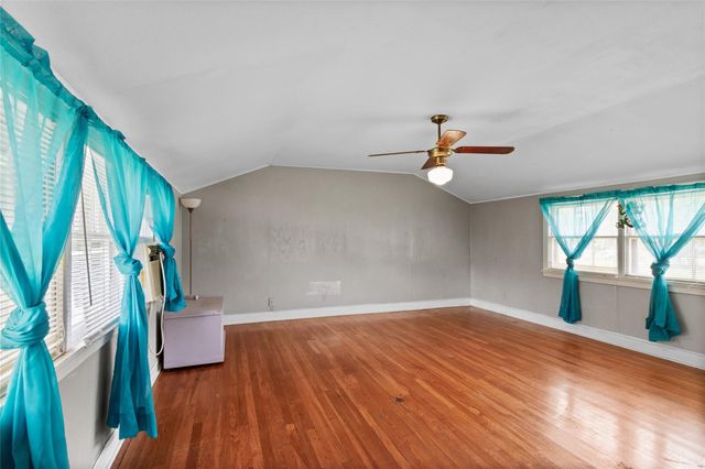 1311 Lamar Drive, La Marque, TX 77568