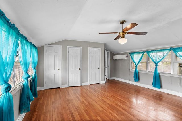 1311 Lamar Drive, La Marque, TX 77568