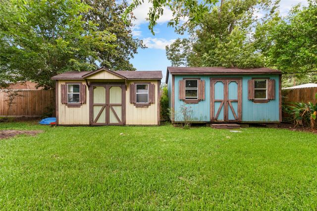 1311 Lamar Drive, La Marque, TX 77568