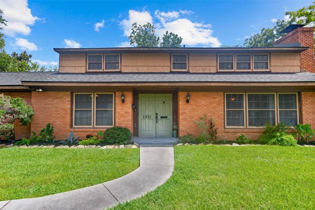 1311 Lamar Drive, La Marque, TX 77568