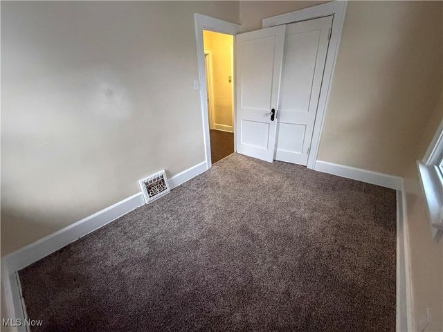 827 Winona Drive, Youngstown, OH 44511