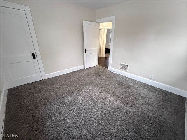 827 Winona Drive, Youngstown, OH 44511