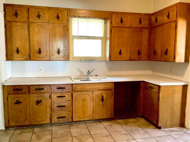 209 N Patterson Street, Hot Springs, AR 71901