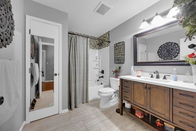 10461 W Magoun Drive, St. John, IN 46373