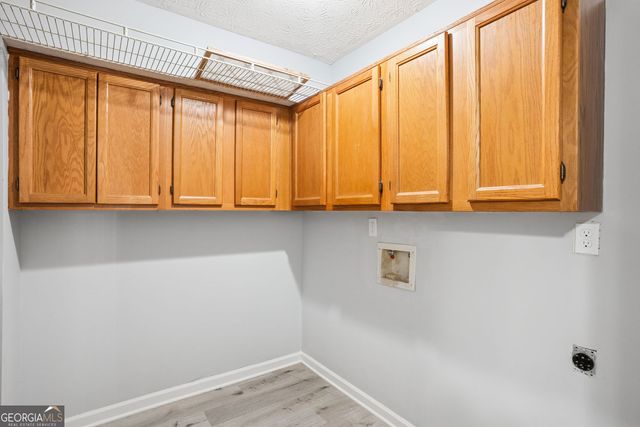 6430 Oakleaf Way, Morrow, GA 30260