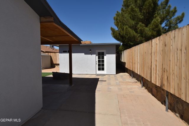 14345 Pacific Point Drive, El Paso, TX 79938