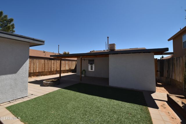 14345 Pacific Point Drive, El Paso, TX 79938