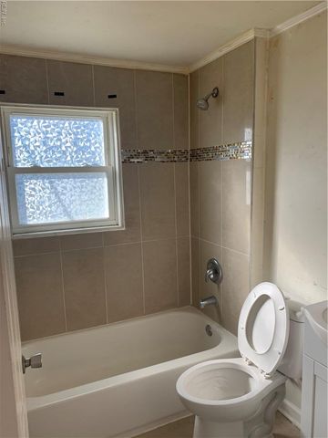 460 England AVE, Hampton, VA 23669