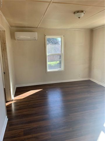 460 England AVE, Hampton, VA 23669