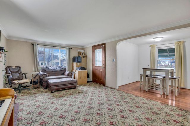 527 N Hague Avenue, Columbus, OH 43204