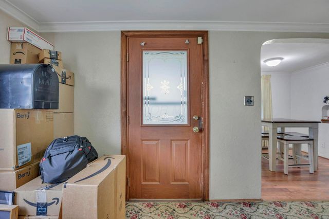 527 N Hague Avenue, Columbus, OH 43204