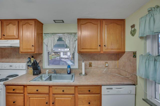 527 N Hague Avenue, Columbus, OH 43204