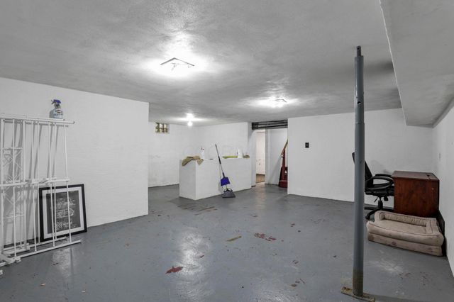 527 N Hague Avenue, Columbus, OH 43204