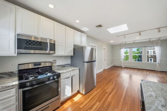 103 Welles Ave 3R, Boston, MA 02124