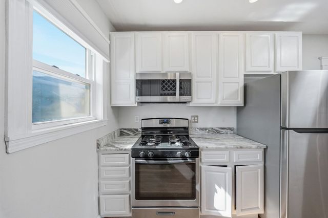 103 Welles Ave 3R, Boston, MA 02124