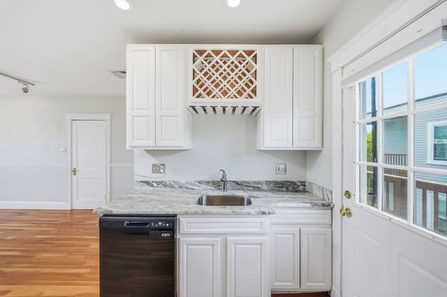 103 Welles Ave 3R, Boston, MA 02124