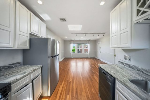 103 Welles Ave 3R, Boston, MA 02124