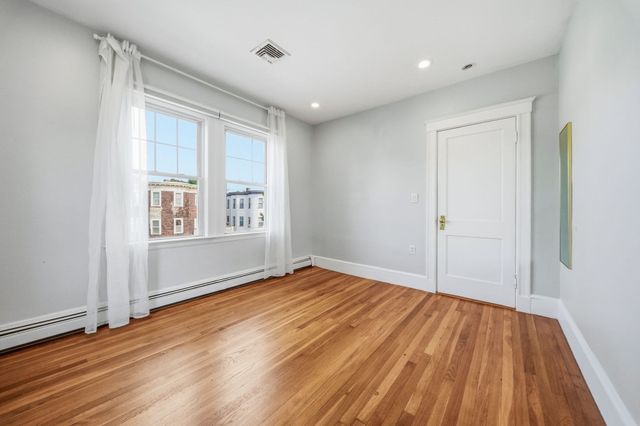 103 Welles Ave 3R, Boston, MA 02124
