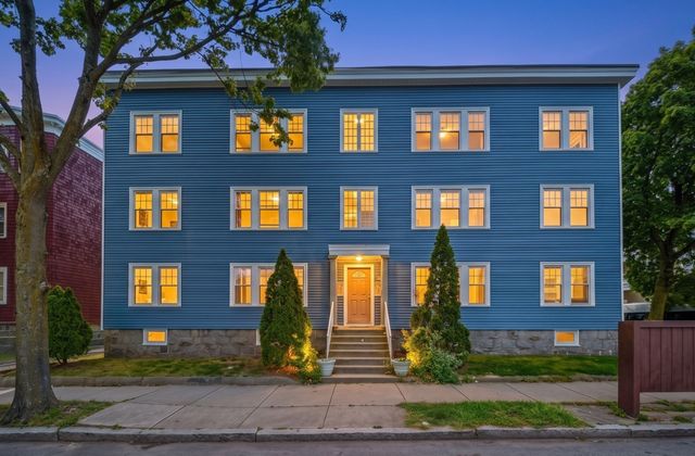 103 Welles Ave 3R, Boston, MA 02124