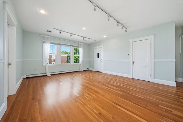 103 Welles Ave 3R, Boston, MA 02124
