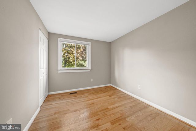 12772 BRADWELL RD, Herndon, VA 20171