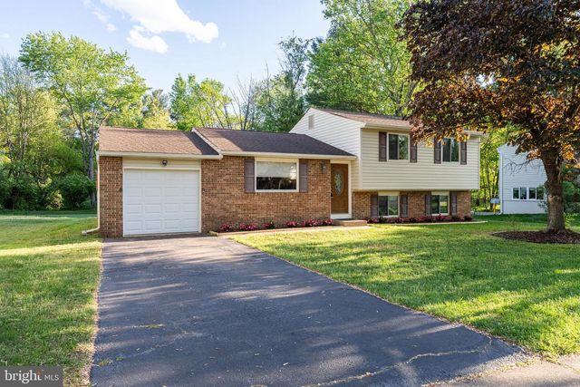 12772 BRADWELL RD, Herndon, VA 20171