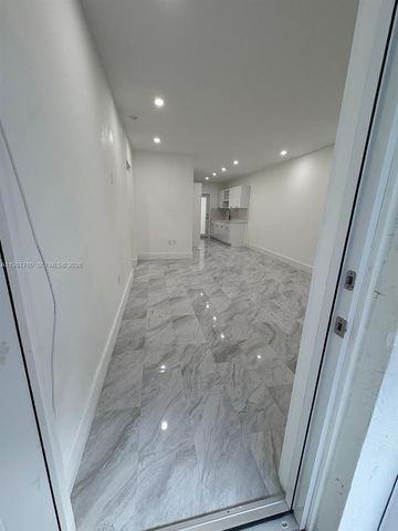 6890 Abbott Ave 3A, Miami Beach, FL 33141