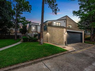 880 Tully Road 56, Houston, TX 77079