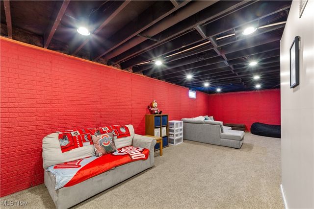 3113 Briarcliff Road, Brunswick, OH 44212