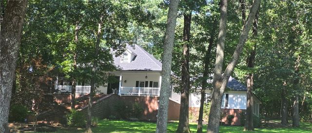 19489 Oak Circle, Springdale, AR 72764