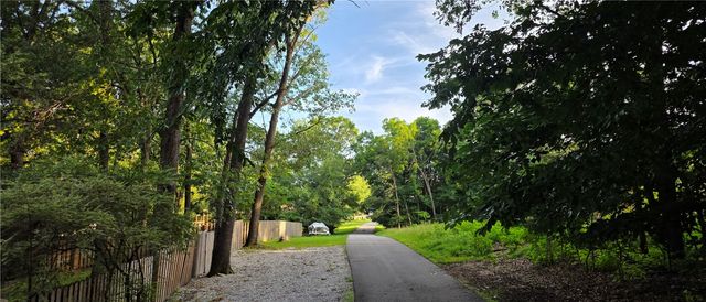 19489 Oak Circle, Springdale, AR 72764